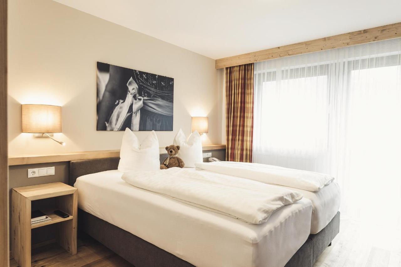 Hotel Johanna Mitten Im Oetztal Umhausen Εξωτερικό φωτογραφία