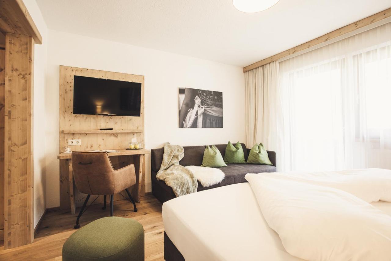Hotel Johanna Mitten Im Oetztal Umhausen Εξωτερικό φωτογραφία