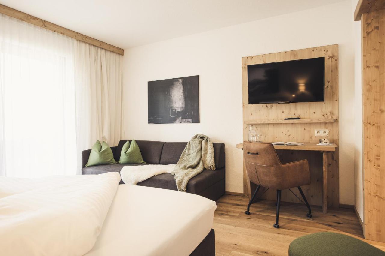 Hotel Johanna Mitten Im Oetztal Umhausen Εξωτερικό φωτογραφία